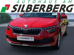 Rot (corridarot) Gebraucht 2021 Skoda Kamiq Clever SUV | 19.949 € (Guter Preis)
