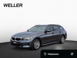 Mineralgrau Gebraucht 2022 BMW 330 Sport Line Kombi | 25.450 € (Guter Preis)