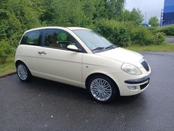 Beige Gebraucht 2004 Lancia Ypsilon Kleinwagen | 990 €