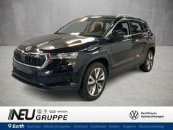 Blackmagic (metallic) Gebraucht 2024 Skoda Karoq Selection SUV | 26.989 € (Superpreis)