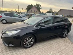 Schwarz Gebraucht 2015 Toyota Avensis Business Edition Kombi | 14.490 € (Teuer)