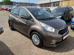 Sand Gebraucht 2017 Kia Venga DREAM-TEAM Edition Kleinwagen | 13.490 € (Fairer Preis)