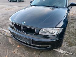 Schwarz Gebraucht 2007 BMW 118 Advantage Kleinwagen | 3.990 € (Fairer Preis)