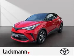 Karminarot metallic / dach schwarz Gebraucht 2022 Toyota C-HR Team SUV | 24.990 € (Fairer Preis)
