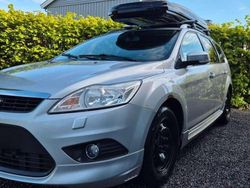 Silber Gebraucht 2009 Ford Focus Ambiente Kombi | 1.450 € (Guter Preis)