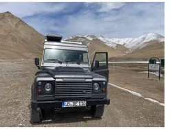 Braun Gebraucht 2010 Land Rover Defender S SUV | 48.500 € (Teuer)
