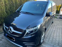 Grau Gebraucht 2020 Mercedes V300 Avantgarde Edition Van / Kleinbus | 50.000 € (Guter Preis)