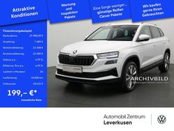 Moonweiß perleffekt Gebraucht 2024 Skoda Karoq Selection SUV | 29.988 € (Guter Preis)