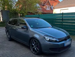Grau Gebraucht 2011 VW Golf VI Kombi | 7.500 € (Etwas zu teuer)