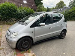 Silber Gebraucht 2003 Mercedes A170 Elegance Van / Kleinbus | 1.500 € (Etwas zu teuer)