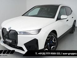 Weiß Gebraucht 2023 BMW iX Sport Line SUV | 46.490 € (Fairer Preis)