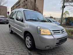 Grau Gebraucht 2006 Citroën Berlingo Van / Kleinbus | 3.299 € (Fairer Preis)