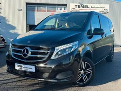 Schwarz Gebraucht 2018 Mercedes V220 Avantgarde Van / Kleinbus | 37.890 € (Guter Preis)