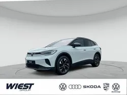 Gletscherweiß metallic / schwarz Neu 2024 VW ID.4 Pure SUV | 46.988 € (Teuer)