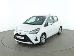 Weiß Gebraucht 2019 Toyota Yaris Comfort Limousine | 12.160 € (Guter Preis)