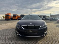 Blau Gebraucht 2017 Peugeot 308 Allure Limousine | 7.999 € (Guter Preis)