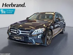 Metalliclack obsidianschwarz Gebraucht 2021 Mercedes C180 Avantgarde Kombi | 27.490 € (Fairer Preis)