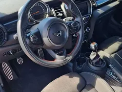Rot Gebraucht 2019 Mini Cooper S Kleinwagen | 19.400 € (Etwas zu teuer)