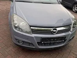 Beige Gebraucht 2005 Opel Astra Cosmo Kombi | 2.450 € (Guter Preis)