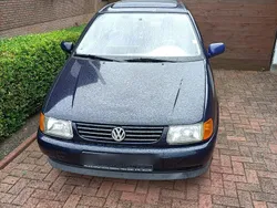 Blau Gebraucht 1998 VW Polo Limousine | 799 € (Guter Preis)