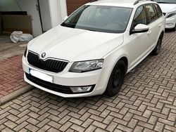 Weiß Gebraucht 2013 Skoda Octavia Kombi | 10.500 € (Fairer Preis)
