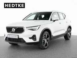 Weiß Gebraucht 2024 Volvo XC40 Core SUV | 32.880 € (Superpreis)