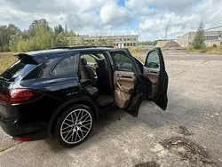Schwarz Gebraucht 2012 Porsche Cayenne SUV | 18.500 € (Fairer Preis)