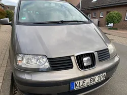 Grau Gebraucht 2006 Seat Alhambra Sport Van / Kleinbus | 1.250 € (Fairer Preis)