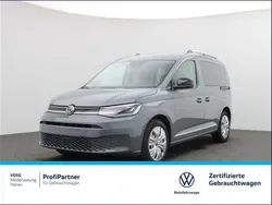 Grau Gebraucht 2024 VW Caddy Style Van / Kleinbus | 37.810 € (Fairer Preis)