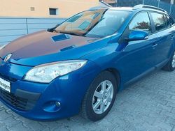 Blau Gebraucht 2009 Renault Mégane III Expression Limousine | 3.500 € (Fairer Preis)