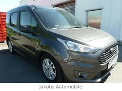 Grau Gebraucht 2020 Ford Tourneo Connect Van / Kleinbus | 12.900 € (Fairer Preis)