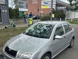 Silber Gebraucht 2004 Skoda Fabia Comfort Kleinwagen | 800 € (Guter Preis)