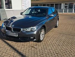 Grau Gebraucht 2018 BMW 316 Advantage Kombi | 13.950 € (Fairer Preis)