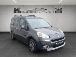 Grau Gebraucht 2014 Peugeot Partner Tepee Style Van / Kleinbus | 12.990 € (Teuer)