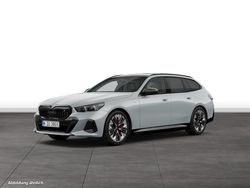 Grau Gebraucht 2024 BMW i5 Limousine | 69.393 € (Teuer)