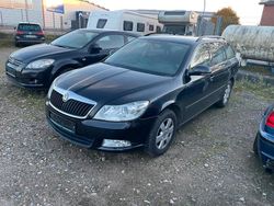 Schwarz Gebraucht 2013 Skoda Octavia Kombi | 3.850 € (Guter Preis)