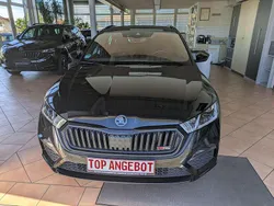 Black magic Gebraucht 2022 Skoda Octavia RS Kombi | 36.900 €