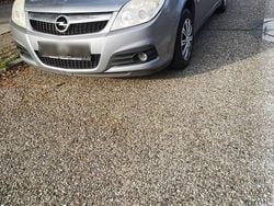 Grau Gebraucht 2006 Opel Vectra Kombi | 899 € (Guter Preis)