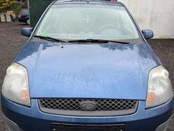 Blau Gebraucht 2005 Ford Fiesta Limousine | 1.499 € (Fairer Preis)