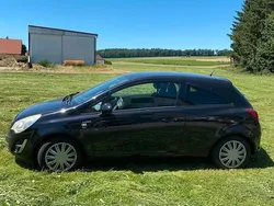 Schwarz Gebraucht 2011 Opel Corsa Kleinwagen | 2.750 € (Fairer Preis)