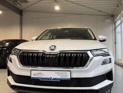 Moonweiss Gebraucht 2024 Skoda Karoq Selection SUV | 28.970 € (Superpreis)