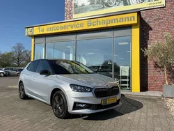 Brilliant silver metallic Gebraucht 2024 Skoda Fabia Selection Limousine | 17.990 € (Fairer Preis)