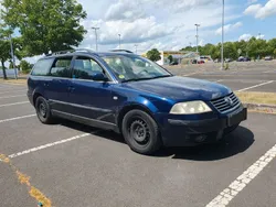 Blau Gebraucht 2001 VW Passat Basis Kombi | 700 € (Superpreis)
