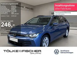 Blau Gebraucht 2024 VW Golf VIII Life Kombi | 32.978 € (Teuer)