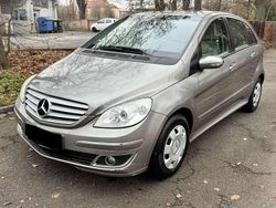 Grau Gebraucht 2007 Mercedes 170 Kombi | 1.399 € (Fairer Preis)