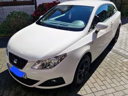 Weiß Gebraucht 2010 Seat Ibiza Style Limousine | 3.250 € (Fairer Preis)