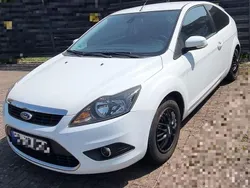 Weiß Gebraucht 2009 Ford Focus Style Limousine | 2.800 € (Guter Preis)