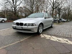 Silber Gebraucht 2002 BMW 520 Limousine | 6.500 € (Teuer)