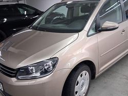 Beige Gebraucht 2014 VW Touran Van / Kleinbus | 9.800 € (Guter Preis)