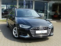 Mythosschwarz metallic Gebraucht 2020 Audi A4 Sport Kombi | 26.940 € (Teuer)